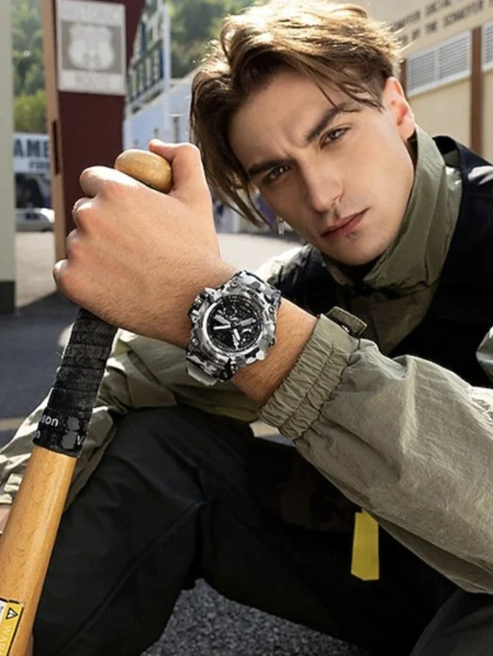 Mens G Camouflage Military Sport Watch. Rugged dual-display, 50M waterproof.